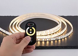 פס לדים מחליף צבע לאור חם /ביניים / קר ע"י שלט פס לדים מחליף צבע לאור חם /ביניים / קר ע"י שלט